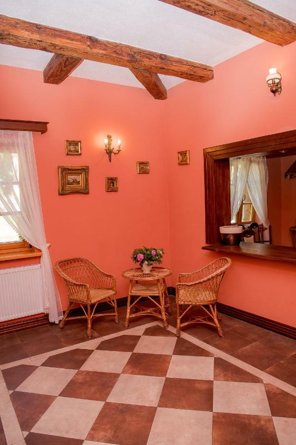 Dwor Woskrzenice Hotell Biała Podlaska Exteriör bild